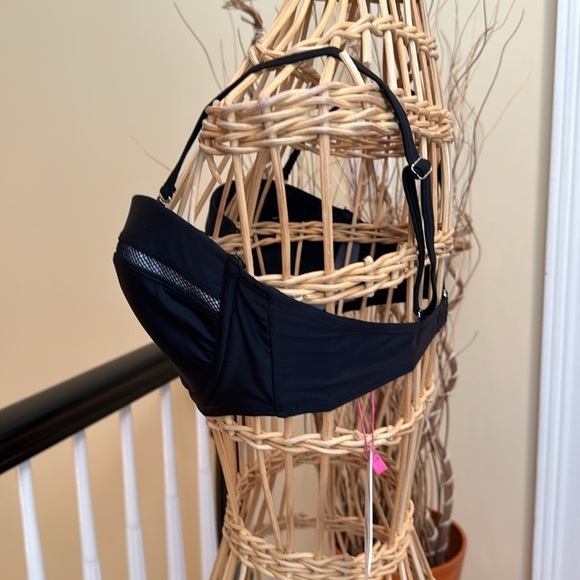 6 Shore Road 🌟🔥by Pooja NWT black bikini top - Picture 4 of 9